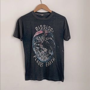 Mission: planet earth vintage tee